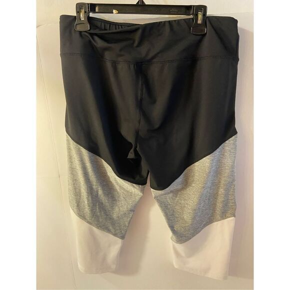Athletic Works Driworks Capri Workout Xl Black gray white rn#52469 - Picture 4 of 4